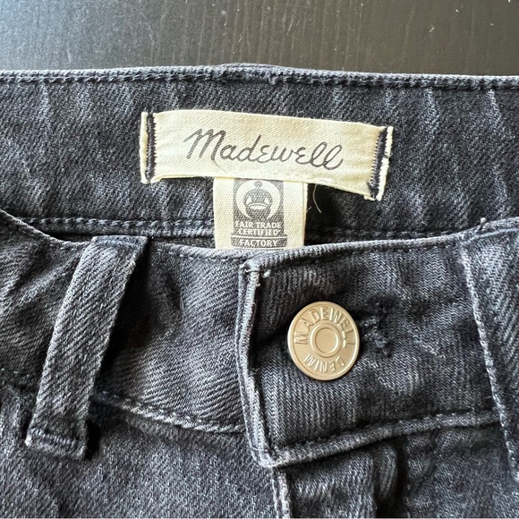 Madewell The Curvy '90s Straight Jean in Black Wash Size 27P. - Picture 4 of 9